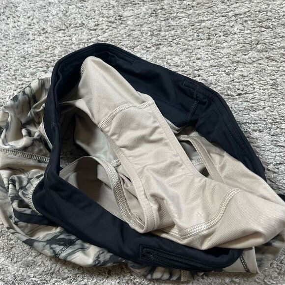 Lululemon Speed Up Women’s Tye Tie Dye Athletic Running Shorts - Picture 6 of 9